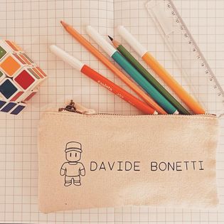 Astucci scuola personalizzati